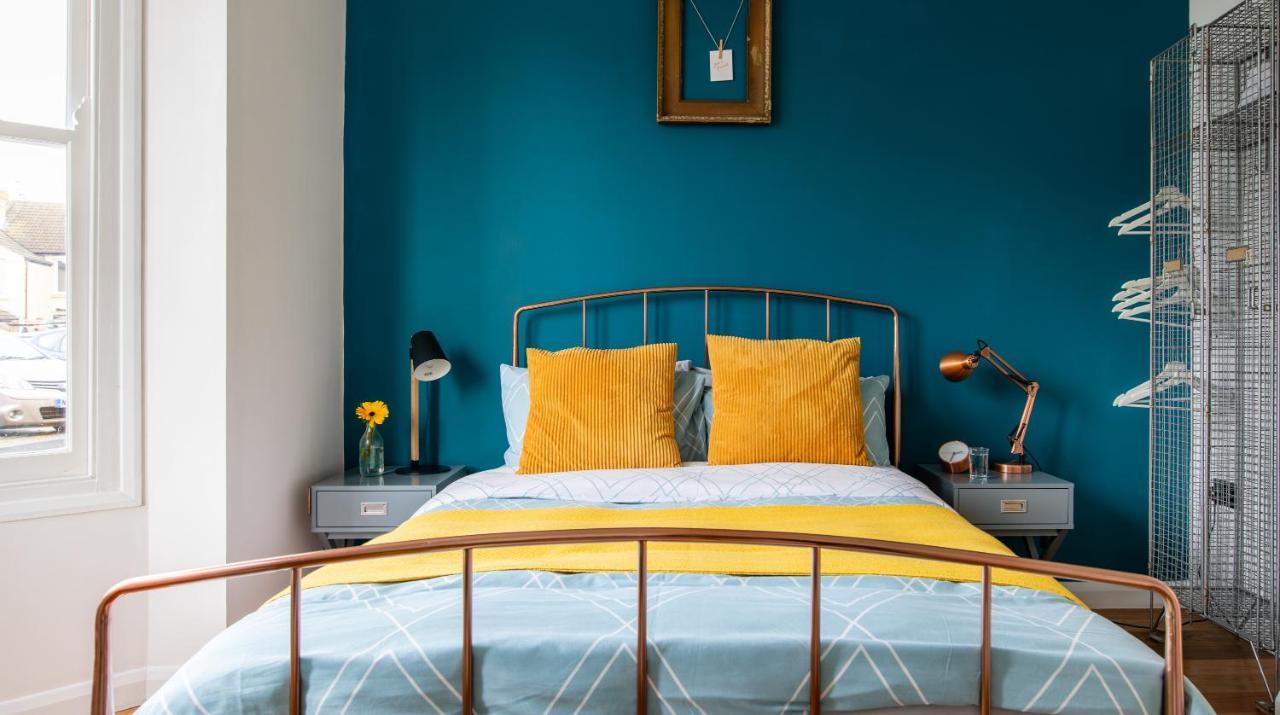 וויטסטייבל The Space At 8, Garden Flat Close To Town & Beach מראה חיצוני תמונה