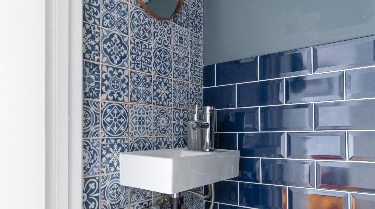 וויטסטייבל The Space At 8, Garden Flat Close To Town & Beach מראה חיצוני תמונה